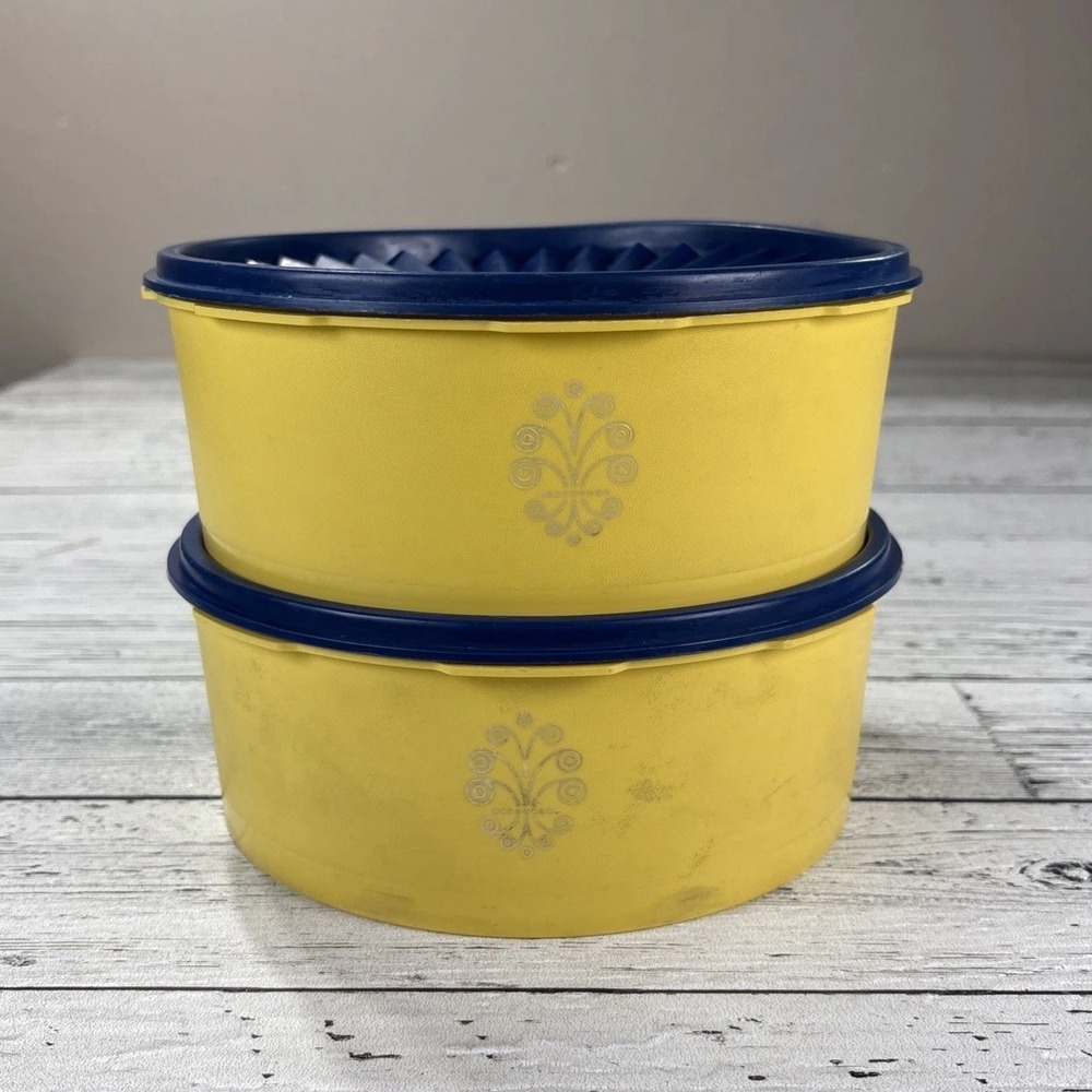 2 Vintage Tupperware Yellow Large Servalier Containers # 1204-8‎ w/Lids